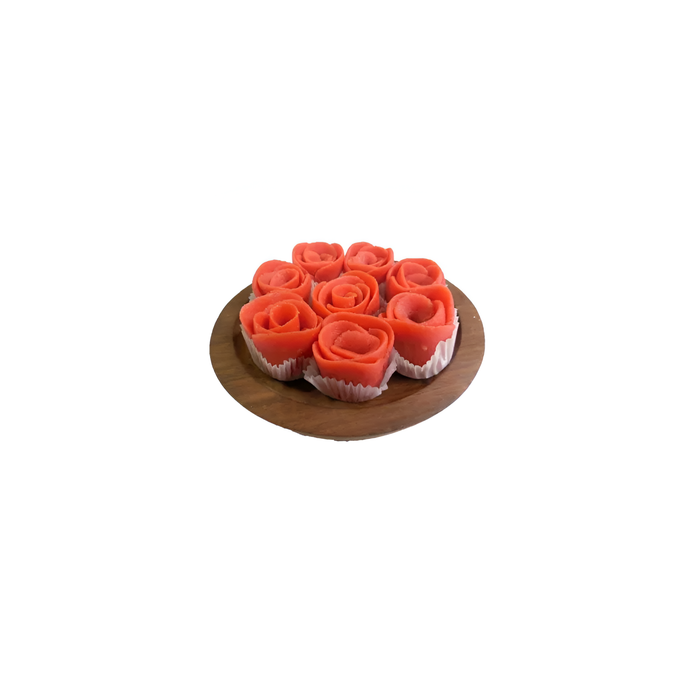Kaju-Mawa Sweet à la rose rouge (noix de cajou et Khoa sucré)